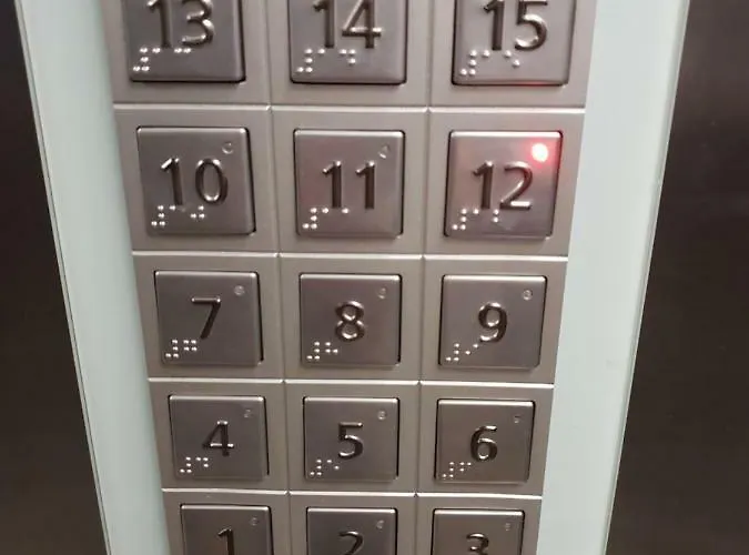 Lux Center * Вроцлав